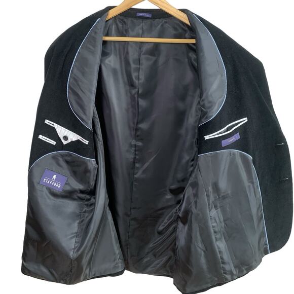 Stafford 48 Reg Classic Black Corduroy Sport Coat Blazer Jacket Elbow Patches - Picture 4 of 16